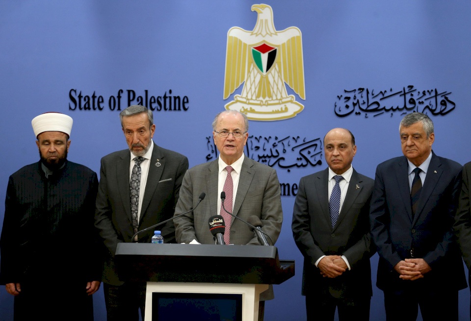 مصطفى يطالب المجتمع الدولي باتخاذ خطوات حقيقية وملموسة لوقف الحرب