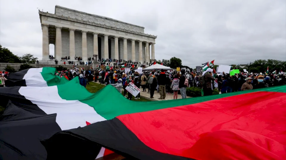 لأول مرة: اتفاقية رسمية لتعزيز دور الاتحاد العام لطلبة فلسطين في مجال المنح ودعم العمل النقابي