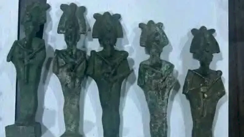 السلطات المصرية تحبط محاولة تهريب آلاف القطع الأثرية لخارج البلاد