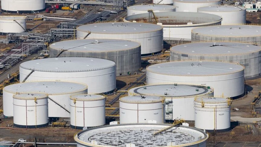 Les réserves de pétrole américaines au plus bas depuis 43 ans