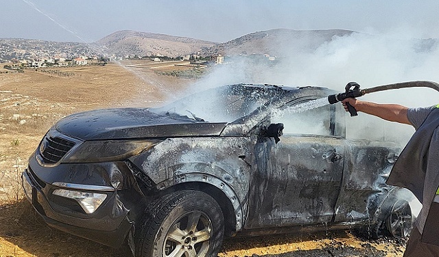 Martyr due to an Israeli airstrike targeting a vehicle in the town of Ainata in southern Lebanon