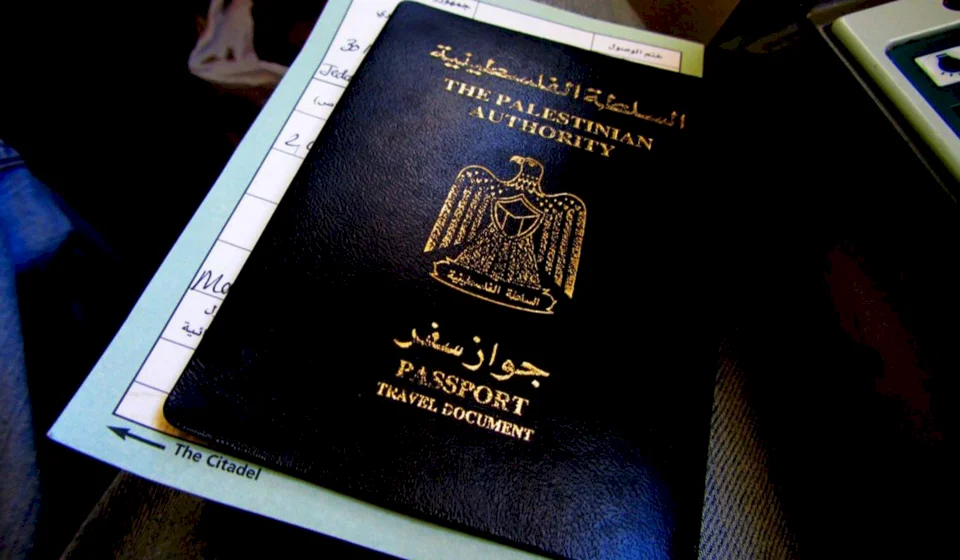 مصادر رسمية تنفي صدور قرار حكومي مصري بمنع دخول حملة الجواز الفلسطيني لمطار القاهرة