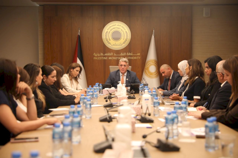 إطلاق شراكة استراتيجية بين سلطة النقد وشبكة سيدات الأعمال والمهنيات
