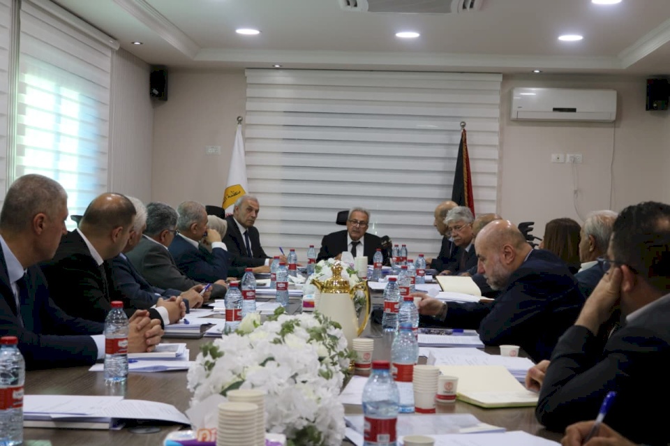 لجنة صياغة الدستور للانتقال من السلطة إلى الدولة تعقد اجتماعها الأول