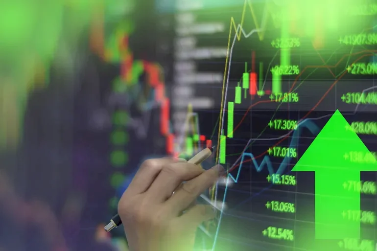 ارتفاع الأسهم الآسيوية لأكبر وتيرة في غضون أسبوعين عقب تلميحات خفض الفائدة