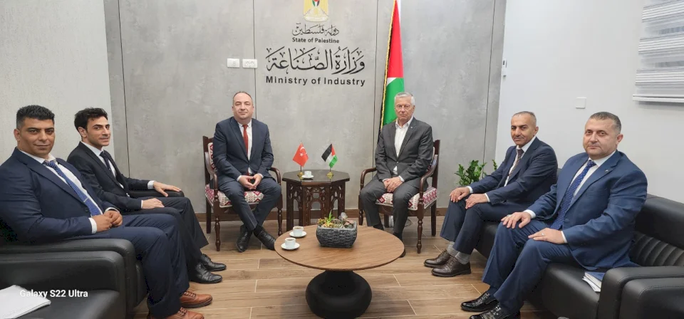 عصفور: منطقة جنين الصناعية مشروع وطني لتوسيع القاعدة الانتاجية