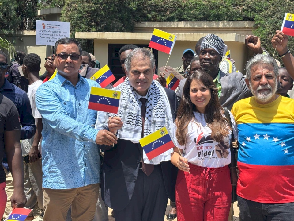Palestinian Ambassador in Mali Participates in Solidarity Gathering with Venezuela