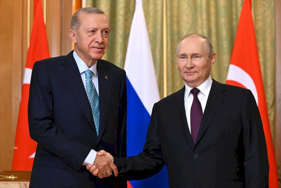 Meeting Between Putin and Erdogan in China.. Ukraine Present in Discussions