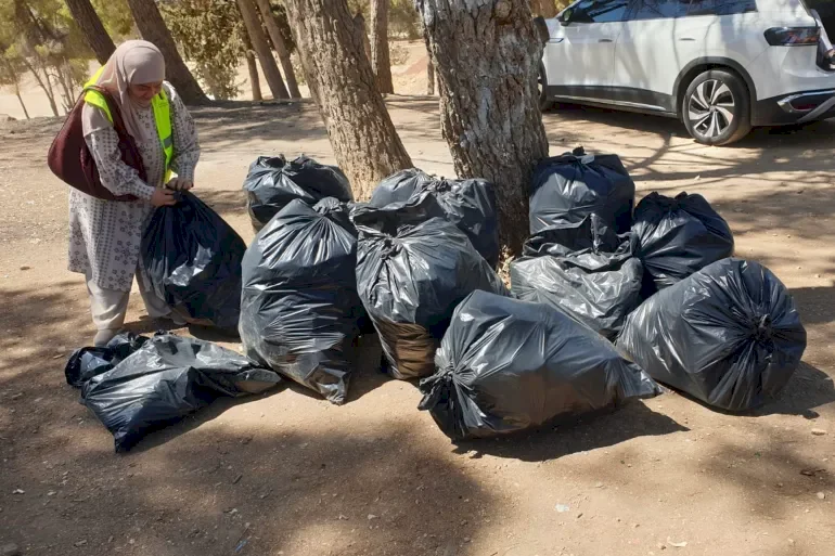 "הגלגלים הירוקים" יוזמה ירדנית להפוך פסולת פלסטיק לתרומה
