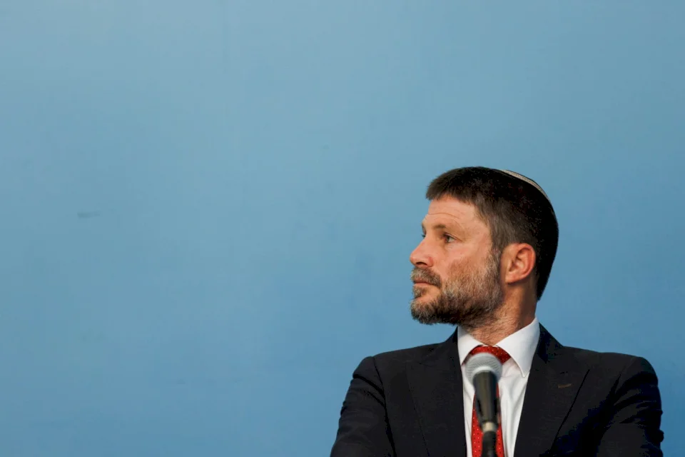 سموتريتش: حان وقت الضم وسنبيد السلطة الفلسطينية إذا رفعت رأسها