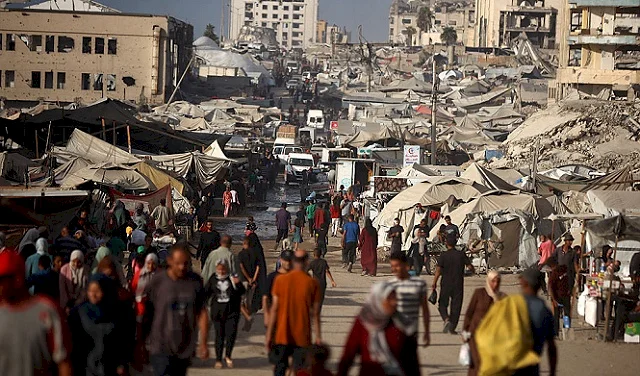 Martyrs from Occupation Shelling of Displaced Persons Tents and Homes in Gaza City and Deir al-Balah