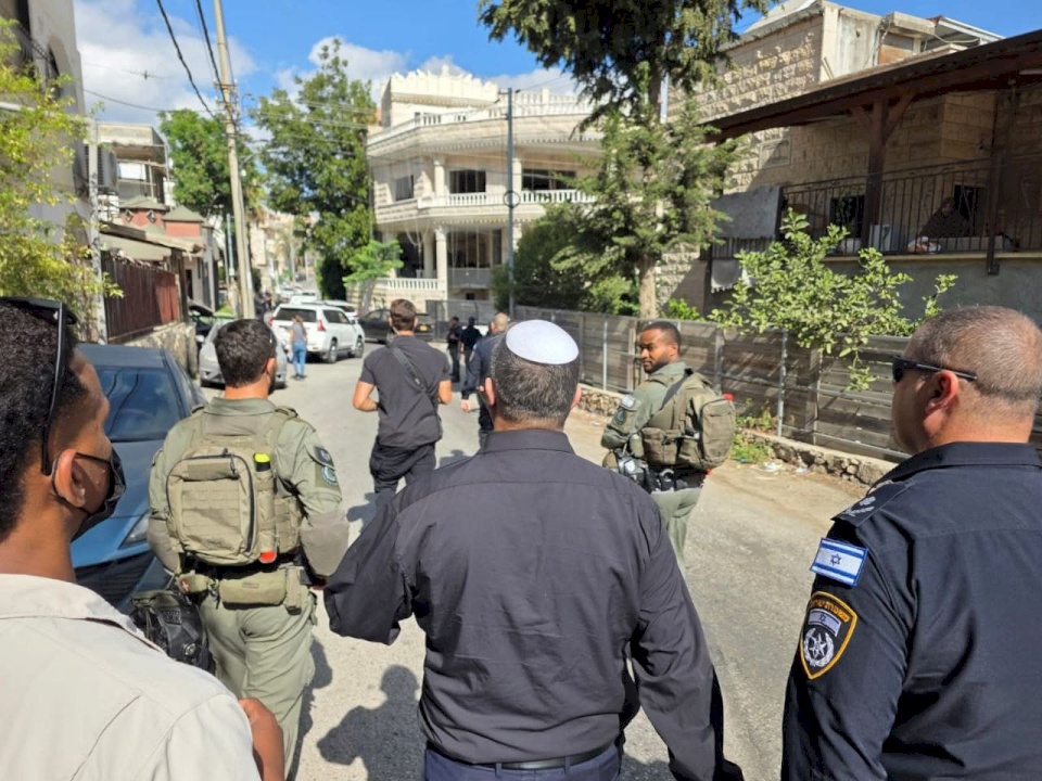 Ben Gvir Storms Umm al-Fahm and Threatens to Demolish Homes