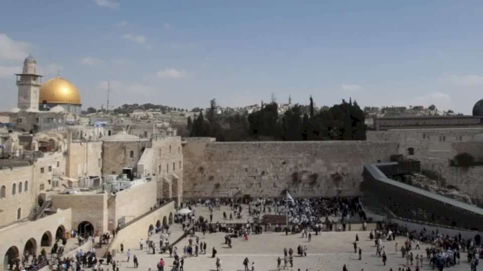 The Islamic-Christian Committee Condemns the Occupation Municipality's Change of the Historical Name of the Buraq Wall
