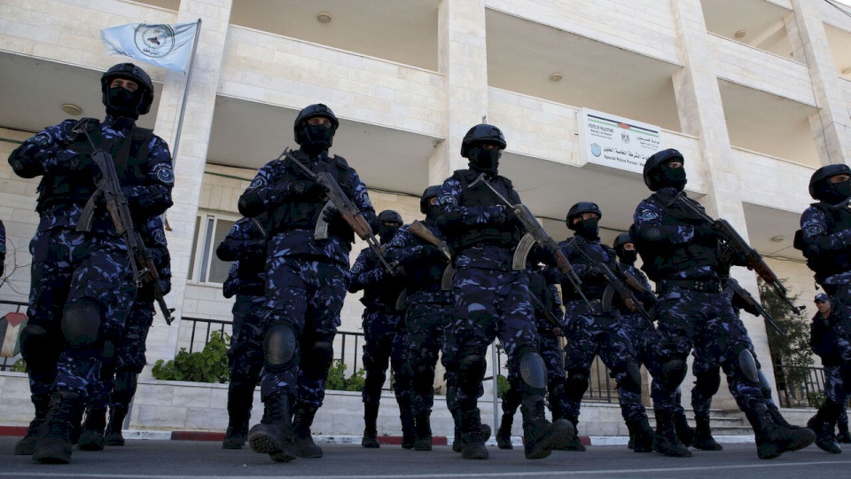 Police Arrest 32 Wanted Individuals in 4 Governorates