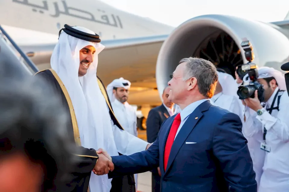 Qatar's Emir in Jordan.. A Strategic Visit Amid Rising Regional Challenges