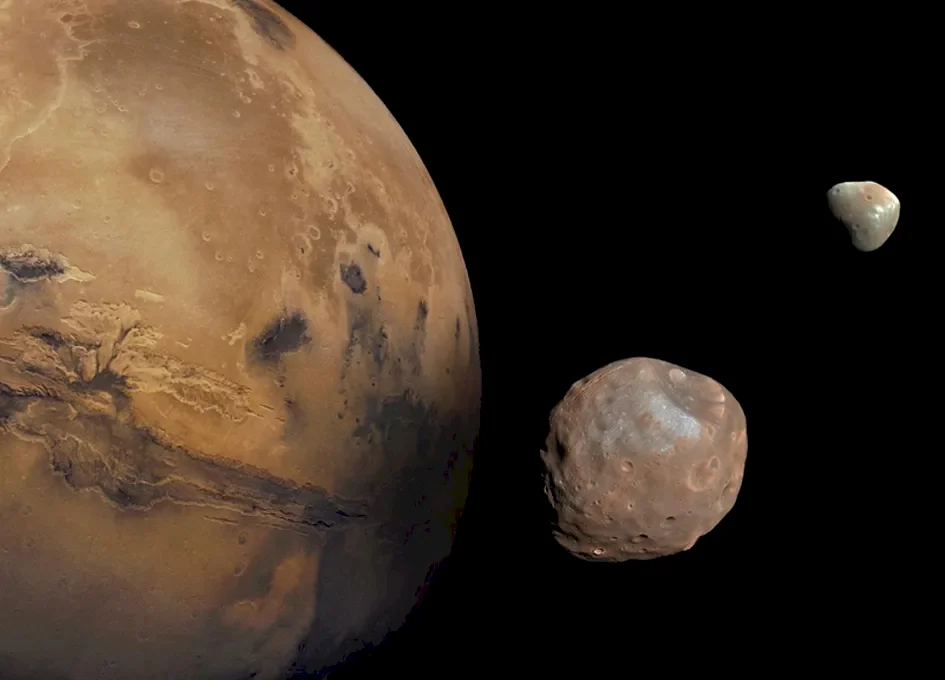 What is behind Russia's pursuit of dominance over Mars' moons?