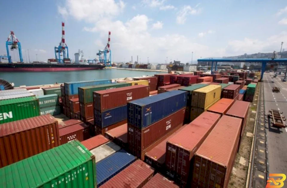 Augmentation des exportations de biens de 15% en juillet 2025 en Palestine
