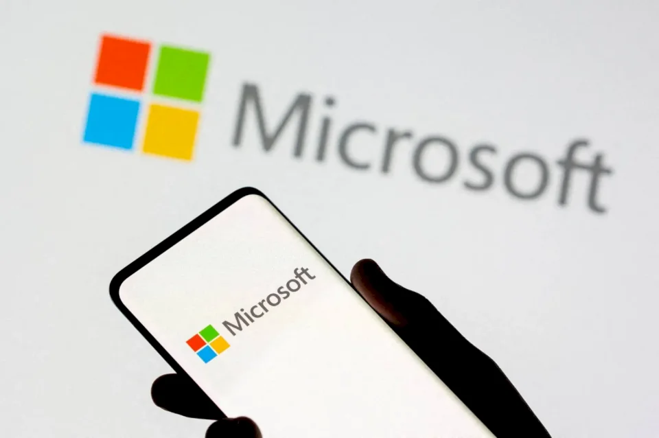 "Microsoft" Cancels Israeli Military Access to Technology That Monitors Palestinian Phone Calls