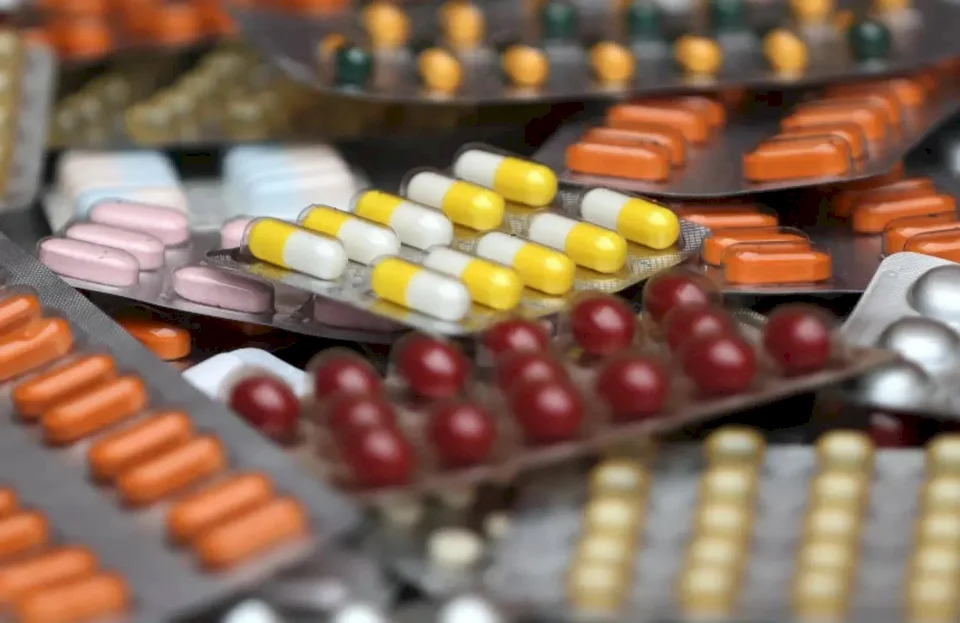 Do You Take Iron Supplements Regularly? Here Are 7 Side Effects You Should Know