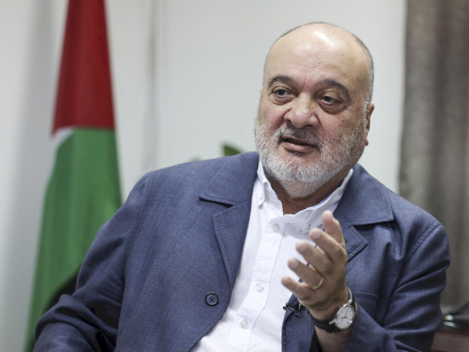 Fatah Central Committee Votes to Reintegrate Nasser Al-Qudwa