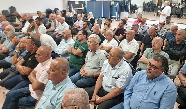 ישיבה פוליטית بعنوان "בין עליית הגזענות להחמרת הפשיעה" בבקה אל-גרביה