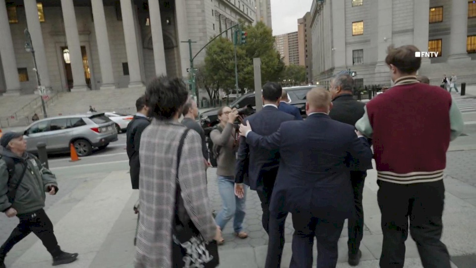 Protester Attacks New York City Mayor Candidate Over Alleged Support for Hezbollah in Manhattan