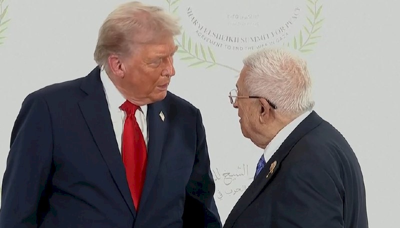 Le président Abbas : Le sommet de la paix est une étape importante et la reconstruction de Gaza est une priorité