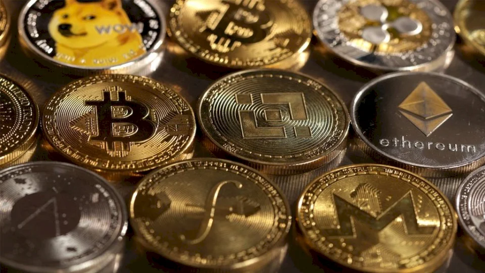 خسائر بقيمة 131 مليار دولار تُحدث زلزالاً في سوق العملات المشفرة