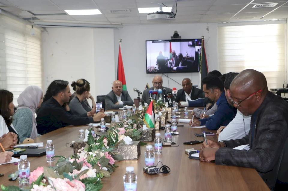 خلال مؤتمر صحفي مشترك بوزارة الزراعة: التأكيد الجماعي على حماية موسم الزيتون وتعزيز صمود المزارعين وتوثيق الانتهاكات الإسرائيلية