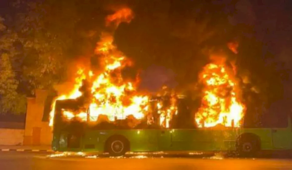 Incendie d'un bus en Inde fait au moins 20 morts