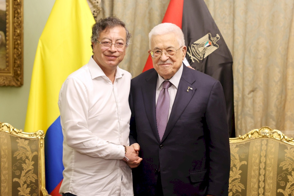 Le président rencontre son homologue colombien