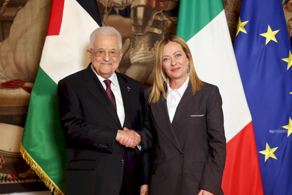 Le président lors de sa rencontre avec la Première ministre italienne : Nous sommes engagés à respecter toutes les réformes que l'État de Palestine a promises