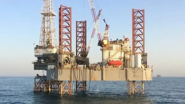 شركات الحفر السعودية تتوسع بالغاز والخارج عقب تجميد التوسع النفطي