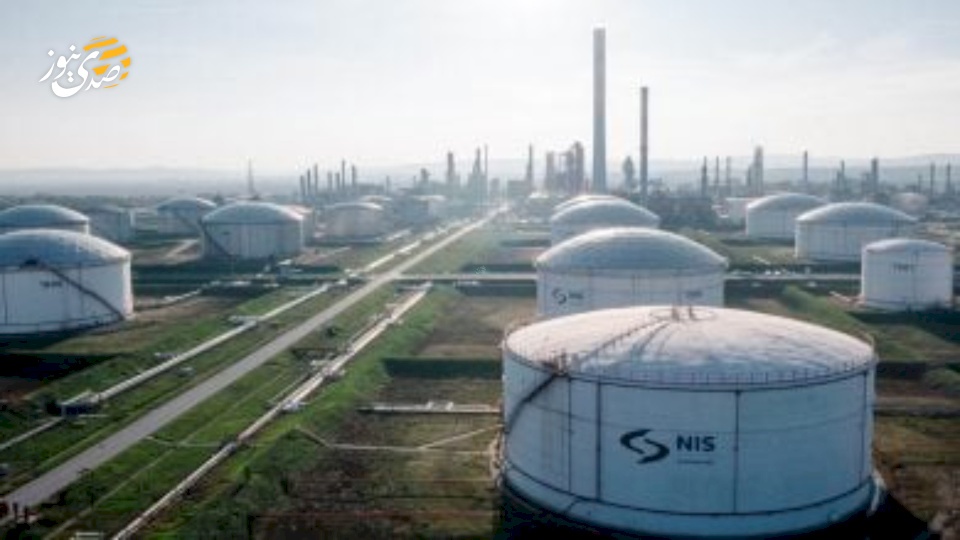 סרביה מוכנה להגדיל את ההוצאות כדי לשוב לשלוט על המזקקה היחידה מנפט מרוסיה