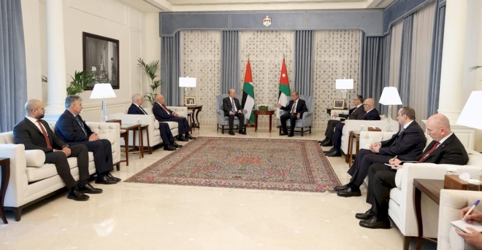 مصطفى يجري مع نظيره الأردني جلسة مباحثات للقضايا ذات الاهتمام المشترك