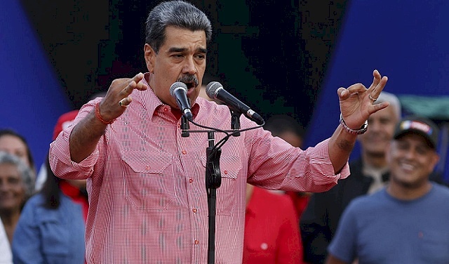 Maduro Orders Deployment of Heavy Weapons on the Caribbean Coasts