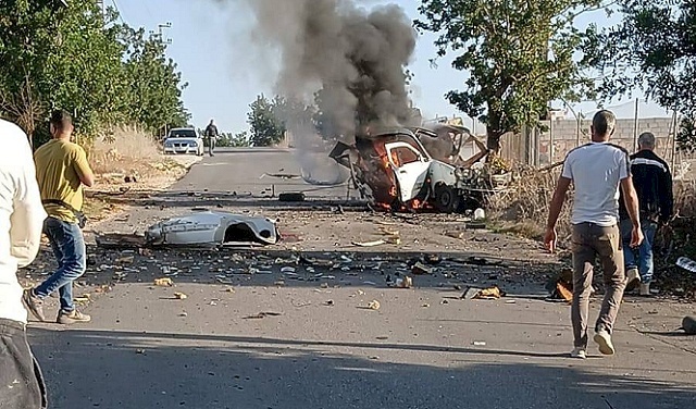 لبنان: شهيدان باستهداف مركبتين وغارات إسرائيلية على البقاع والجنوب