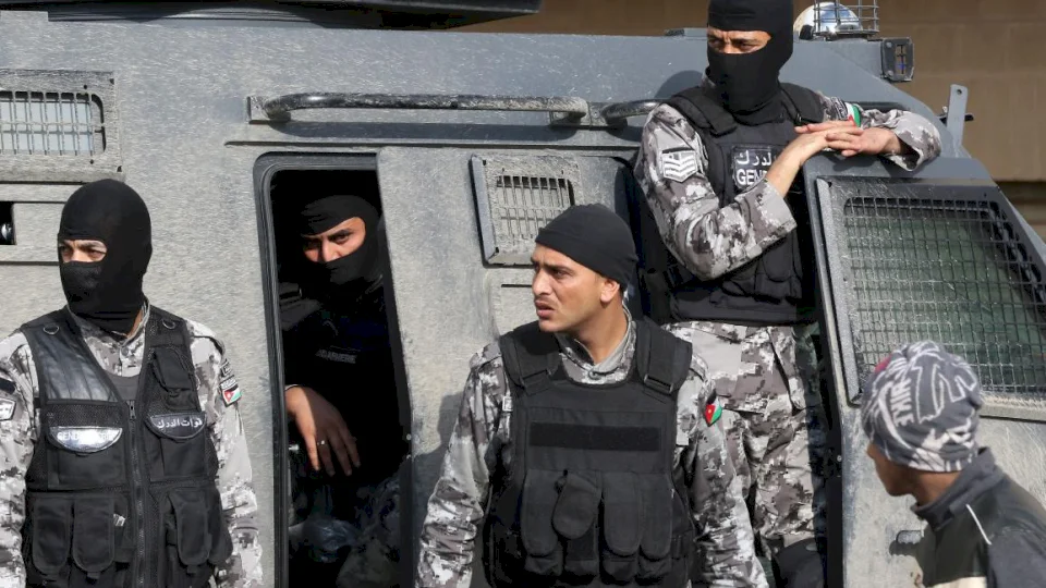 Jordanie : Deux fugitifs tués et trois membres des forces de sécurité blessés lors d’une opération à Ramtha