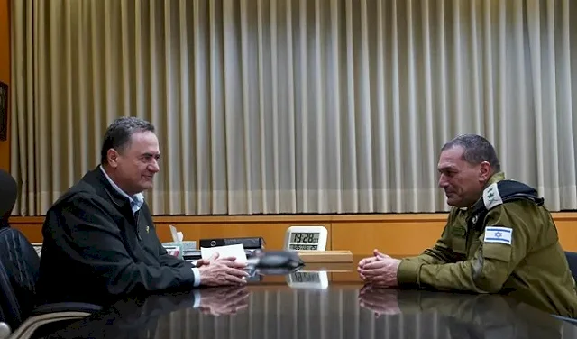 مقربون من كاتس: زامير تجاوز خطا أحمر عند حدود التمرد على المستوى السياسي