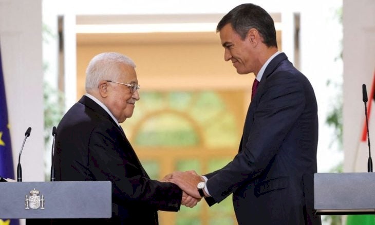 الرئيس عباس يلتقي رئيس وزراء إسبانيا ويؤكد على التزام فلسطين بالبرنامج الإصلاحي