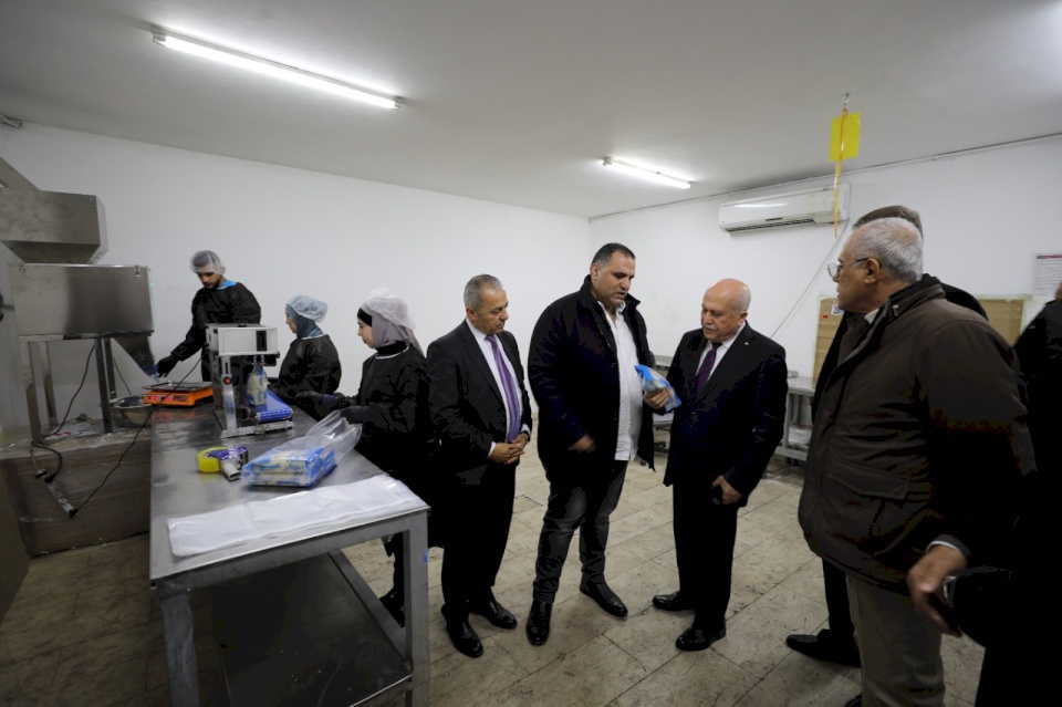 وزير الاقتصاد الوطني يبحث مع فعاليات بيت لحم الوضع الاقتصادي في المحافظة