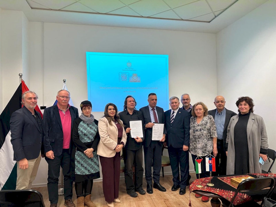 توقيع مذكرة تعاون بين نقابة الصحفيين الفلسطينيين ونقابة الصحفيين السلوفاكية