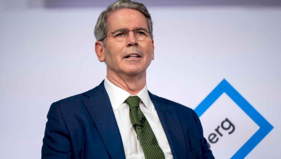 بيسنت: كيفن وورش وكيفن هاسيت مؤهلان لتولي رئاسة مجلس الاحتياطي الفيدرالي