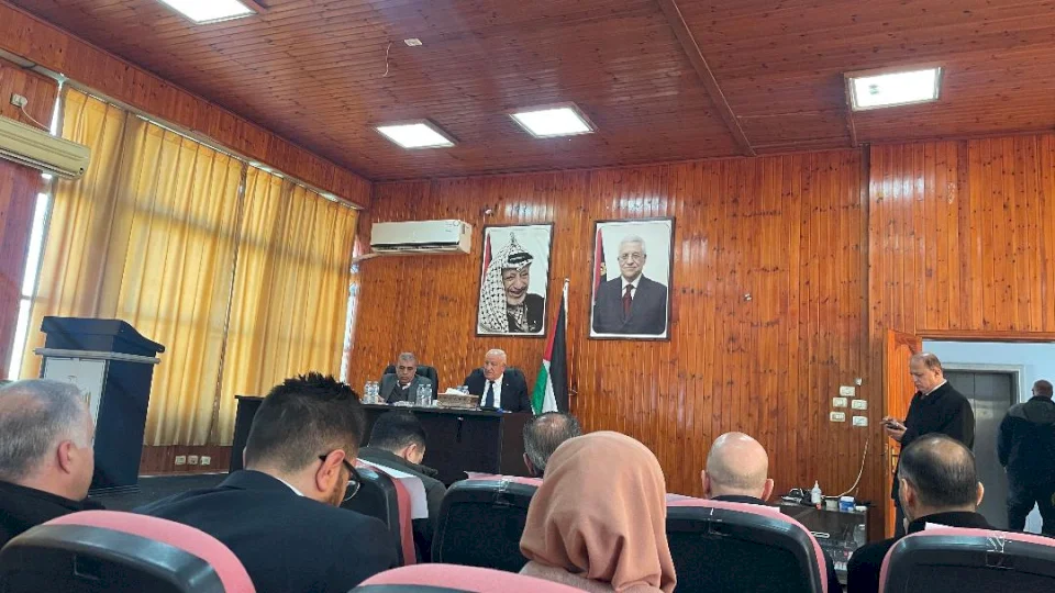 Le ministre de l'Intérieur examine les besoins des institutions gouvernementales à Qalqilya