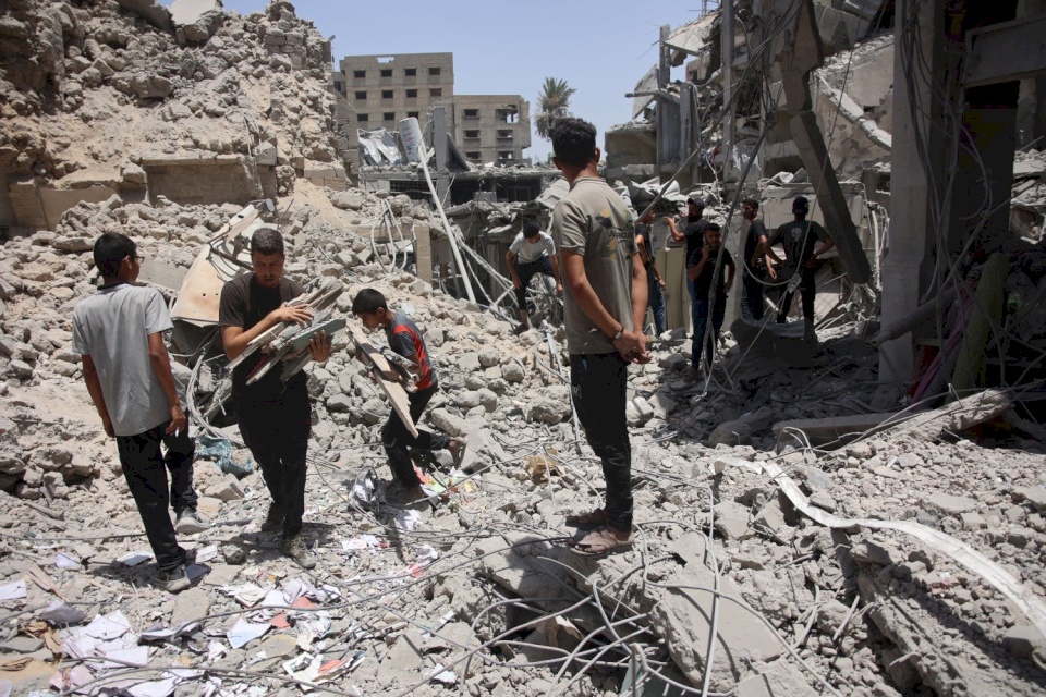 Occupation continues to violate the ceasefire agreement in various parts of the Gaza Strip