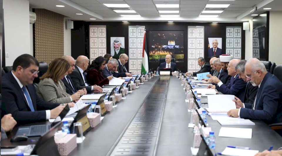 Mustafa directs various government institutions to utilize all their relief capabilities in the Gaza Strip