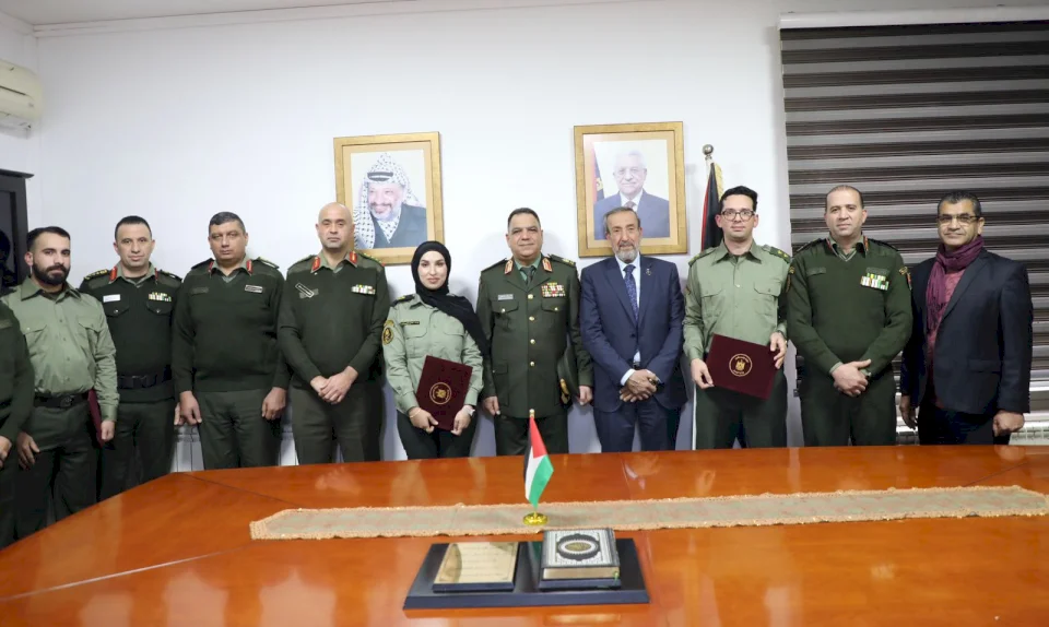 اعتماد خبراء تقنيين لجهاز الاستخبارات العسكرية 