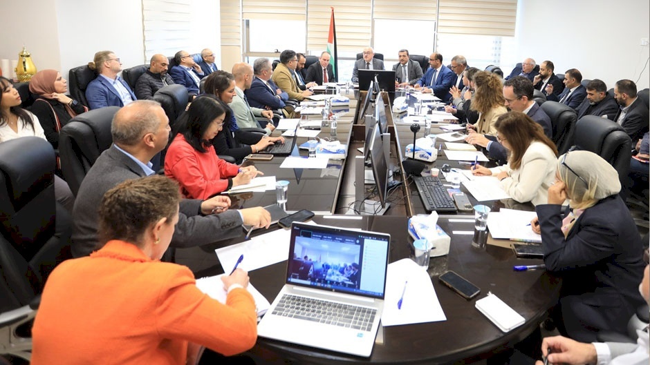 הנשיא מחמוד עבאס מוציא צו חוק מס' 23 לשנת 2025 הכולל מספר שינויים