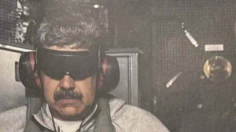 Trump publie une photo de l'arrestation de Maduro... les mains liées et les yeux bandés