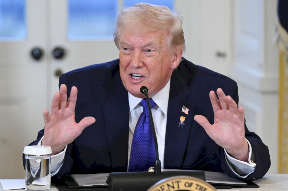 تقرير: ترامب سيتلقى الثلاثاء إحاطةً حول الخيارات المتاحة ضد إيران